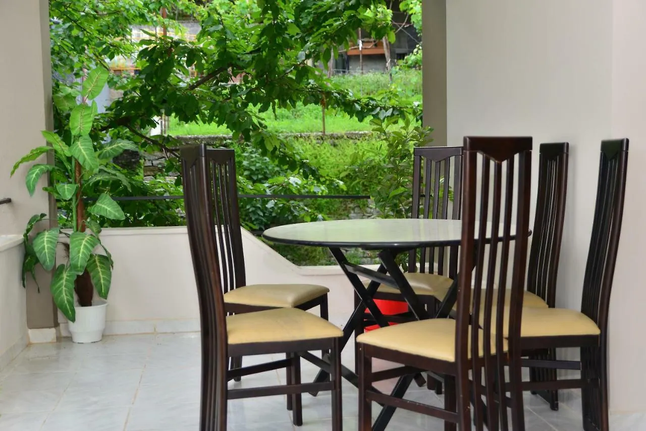 Guest house Vila Culli Permet
